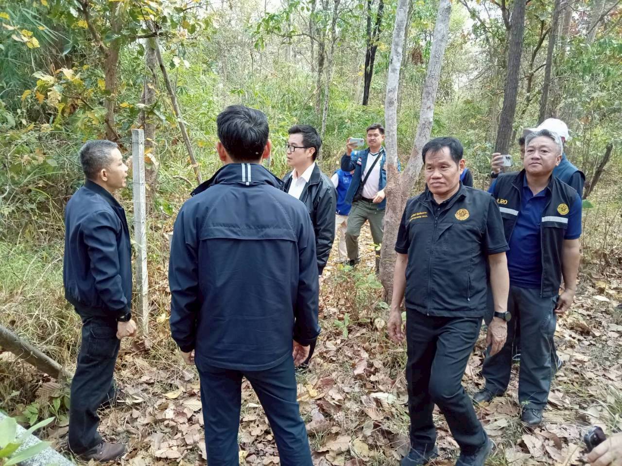 title - ผู้ตรวจราชการ ส.ป.ก. ร่วมลงพื้นที่ตรวจสอบข้อเท็จจริงและประชุมหารือแนวทางการแก้ไขปัญหาเรื่องร้องเรียน ณ จังหวัดสกลนคร 